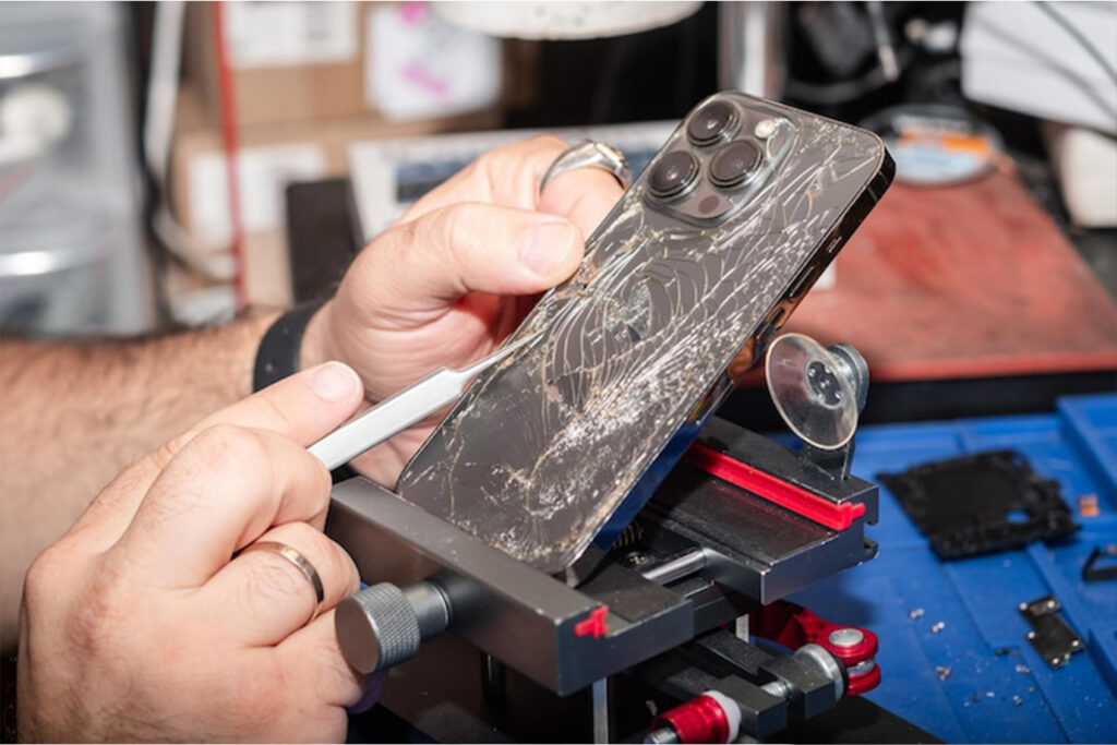 iPhone Repair Services in Dubai